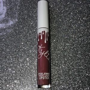 Kylie Cosmetics Boy Bye Velvet Liquid Lipstick new
